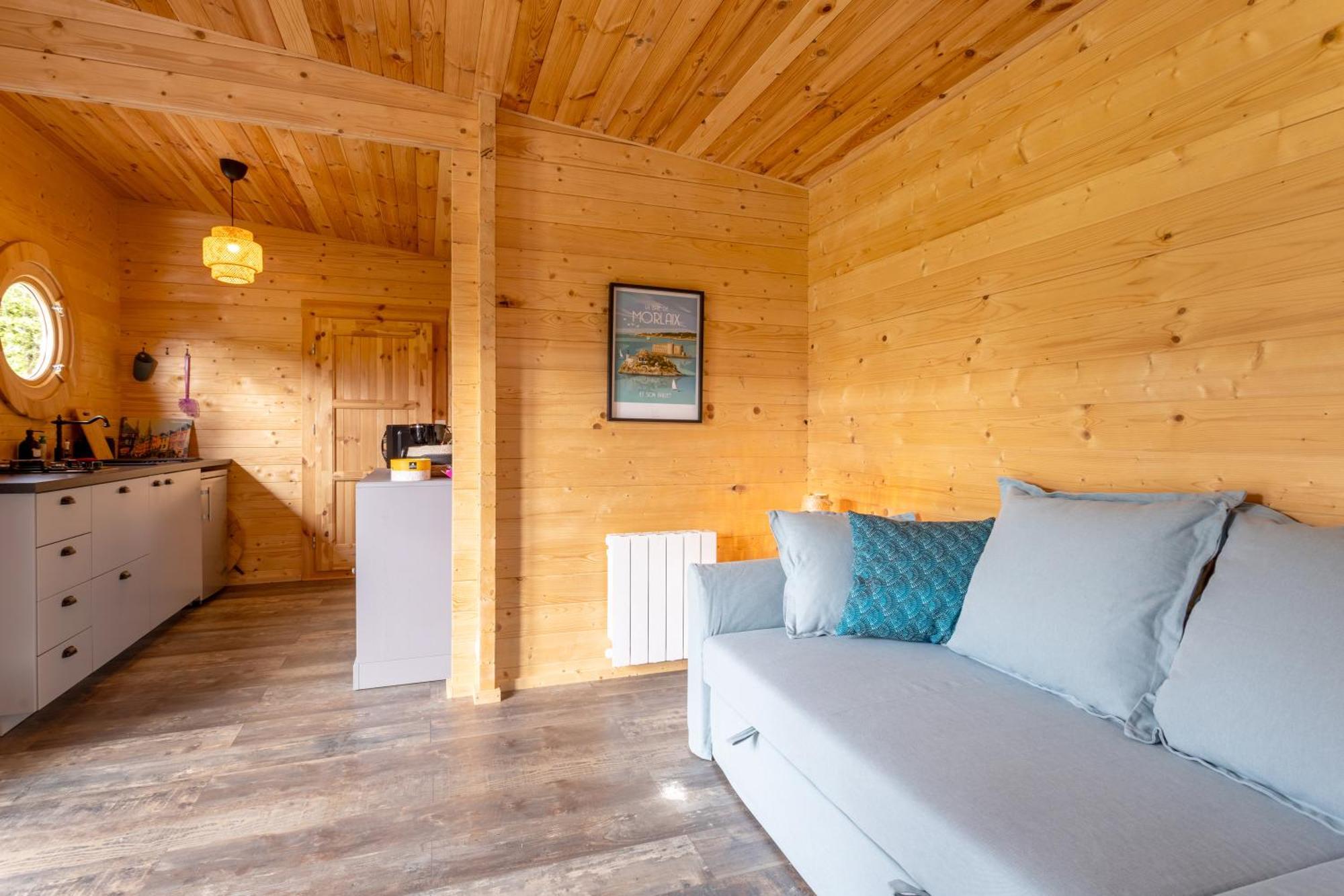 Chalet 4 Pers Landeleau 2Kms Canal 외부 사진