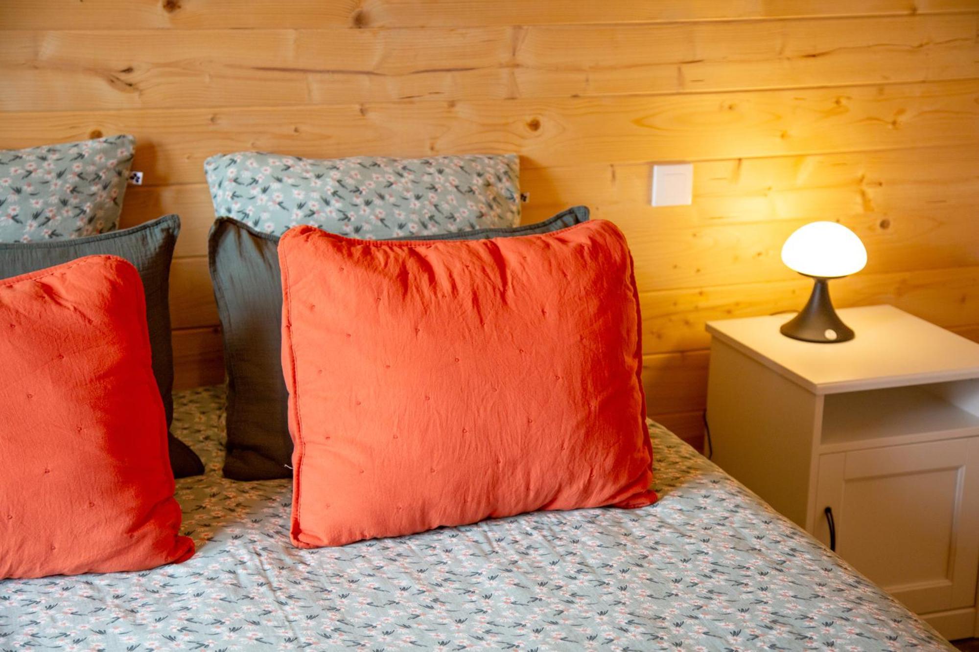 Chalet 4 Pers Landeleau 2Kms Canal 외부 사진